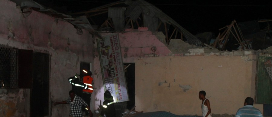 Co najmniej 12 osób zginęło w ataku na hotel SYL w centrum stolicy Somalii, Mogadiszu. Do zorganizowania zamachu przyznało się ugrupowanie Al-Szabab.