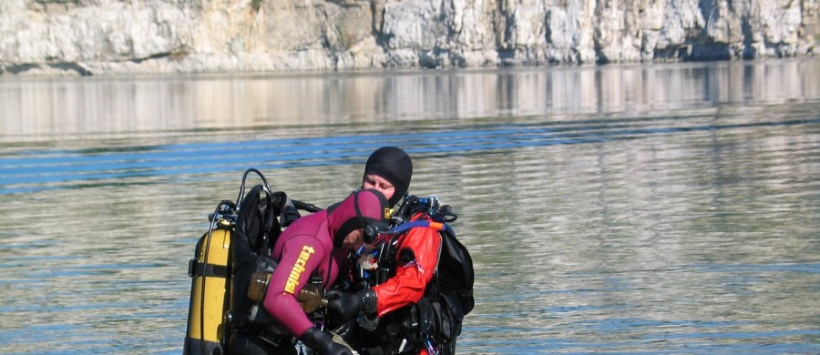 Tragiczny wypadek w Piechcinie koło Żnina w Kujawsko-Pomorskiem. 37-letnia kobieta utonęła tam podczas nurkowania w zalanym kamieniołomie. 