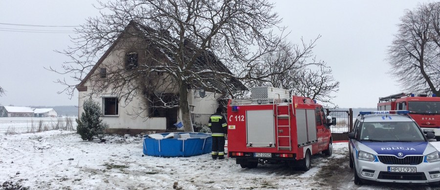 Tragiczny pożar domu w Dusznikach w Wielkopolsce. Zginęło dwóch chłopców w wieku czterech i ośmiu lat. Informację o tym zdarzeniu dostaliśmy na Gorącą Linię RMF FM.