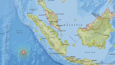 Potężne trzęsienie ziemi w Indonezji. Odwołano ostrzeżenie przed tsunami