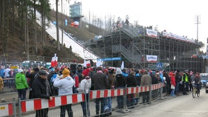 PŚ w skokach narciarskich: Kibice gromadzą się w Wiśle!