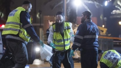 Atak nożownika w Tel Awiwie. Nie żyje amerykański turysta, kilkanaście osób jest rannych
