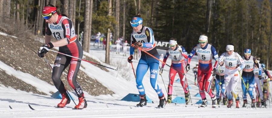 Justyna Kowalczyk zajęła 13. miejsce w biegu łączonym na 15 km w Canmore - szóstej konkurencji cyklu Ski Tour Canada, który wieńczy sezon 2015/16 narciarskiego Pucharu Świata. Wygrała Norweżka Heidi Weng.