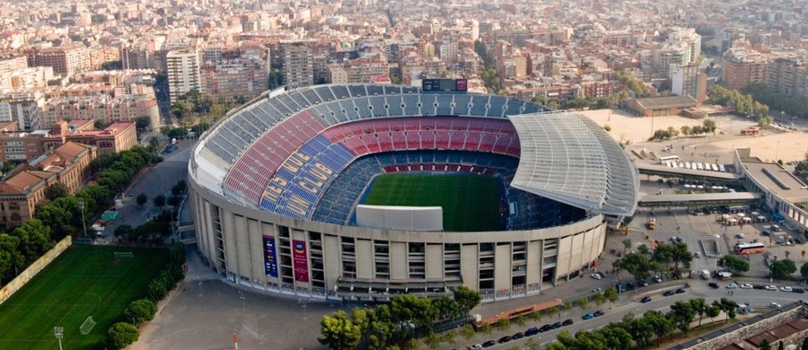 To ma być stadion na miarę XXI wieku. FC Barcelona ogłosiła plany przebudowy legendarnego stadionu Camp Nou. Realizacja projektu ma kosztować pół miliarda euro. Po zmianach, na trybunach ma się zmieścić nawet 105 tysięcy fanów. 