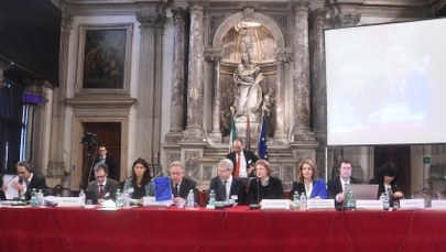 Komisja Wenecka oskarża o wywołanie kryzysu konstytucyjnego PiS oraz poprzednią koalicję