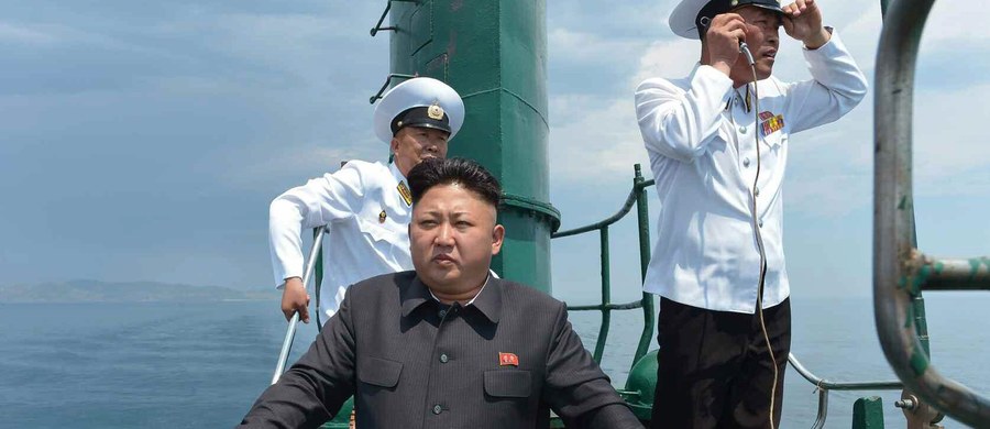 Zaginął okręt podwodny Korei Północnej, który przez kilka dni pływał u wybrzeży tego kraju - informuje portal internetowy BBC News, powołując się na amerykańskie źródła wojskowe. Jednostka najprawdopodobniej zatonęła.
