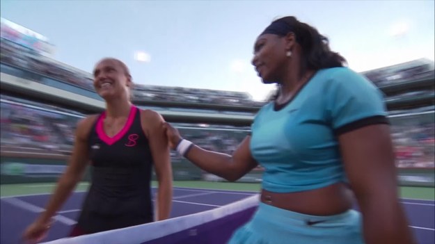 Agnieszka Radwańska pokonała Serbkę Jelenę Janković 6:3, 6:3 w czwartej rundzie turnieju na twardych kortach w amerykańskim Indian Wells. W ćwiercfinale Polka zagra z Czeszką Petrą Kvitovą. W najlepszej "ósemce" jest też Amerykanka Serena Williams.