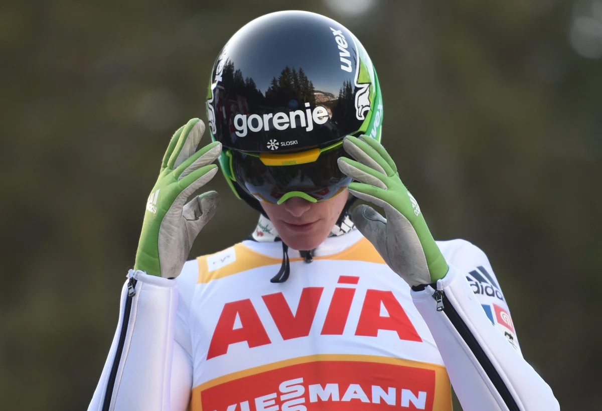 Słoweniec Peter Prevc wygrał konkurs lotów w Planicy. Skoczek, który już wcześniej zapewnił sobie Kryształową Kulę zwyciężył po raz 14 w sezonie. Na podium znaleźli się także Johann Andre Forfang i Robert Kranjec. Najlepszy z Polaków – Kamil Stoch był 15. Piękny jubileusz 6. Miejscem uczcił Noriaki Kasai.