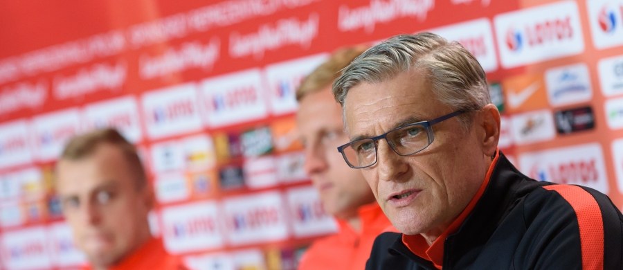 Polscy piłkarze zagrają dziś mecz towarzyski z Serbią. Jak zapowiedział selekcjoner Adam Nawałka, będzie to "konkretny sprawdzian przed mistrzostwami Europy". Dla zawodników to również szansa by przekonać do siebie trenera i pojechać do Francji. Początek spotkania o godzinie 20.45. 