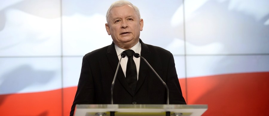 Nie prowadźmy ostrych walk politycznych przynajmniej do końca pielgrzymki papieża, nie wynośmy też sporów na zewnątrz – zaapelował do liderów innych partii prezes PiS Jarosław Kaczyński.