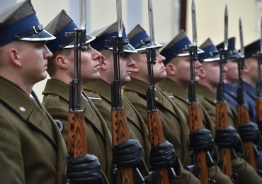 "Rzeczpospolita": Wojsko dostanie nowe karabinki reprezentacyjne