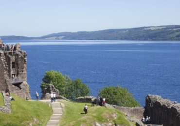 Legendarny potwór będzie miał konkurencję - na jeziorze Loch Ness pojawi się nowa atrakcja
