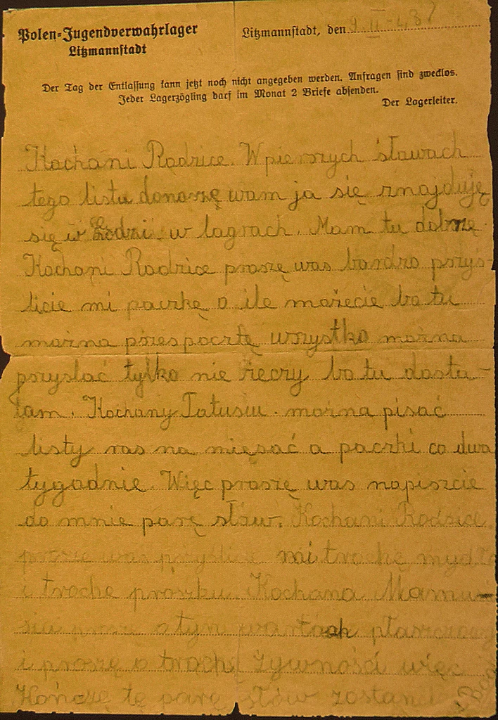 List Urszuli Kaczmarek z obozu dla dzieci w Łodzi, adresowany do rodziców w lutym 1943 r. Wysłala go krótko przed śmiercią. Miała 14 lat. Źródło:  Muzeum Tradycji Niepodległościowych w Łodzi / Fundacja "Polsko - Niemieckie Pojednanie" / DW 