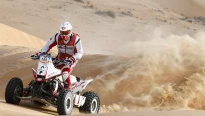 Sonik utrzymał pozycję lidera Abu Dhabi Desert Challenge. "Układ wydm wciąż potrafi mnie zaskoczyć"