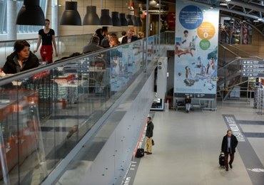 Wywołał fałszywe alarmy bombowe na lotniskach. Usłyszy zarzuty, kiedy wytrzeźwieje
