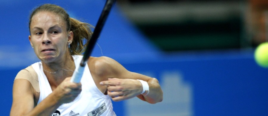 Magda Linette pokonała szwajcarską tenisistkę Stefanie Voegele 1:6, 7:5, 6:2 w ćwierćfinale turnieju WTA Tour w katowickim Spodku. Poznanianka jest ostatnią Polką, która została w stawce w grze pojedynczej.