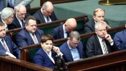 Konserwatyści w PE, w tym PiS, przygotują własny projekt rezolucji o Polsce