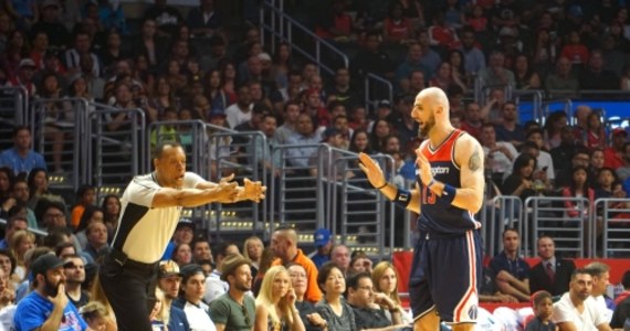 Marcin Gortat zdobył osiem punktów i miał cztery zbiórki, a jego Washington Wizards w piątkowym meczu koszykarskiej ligi NBA przegrali na wyjeździe z Detroit Pistons 99:112. Taki wynik definitywnie przesądza, że drużyna Polaka nie zagra w fazie play off.
