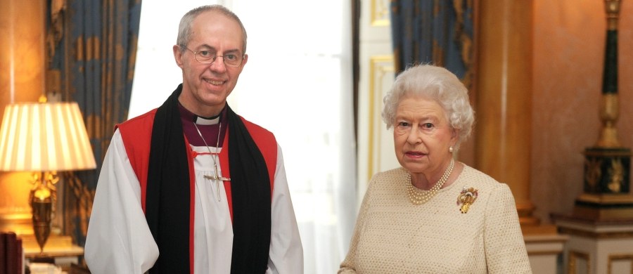 Arcybiskup Canterbury Justin Welby - najważniejsza osoba w hierarchii duchownej Kościoła Anglii i liczącej ponad 80 milionów ludzi wspólnoty anglikańskiej na całym świecie - odkrył dzięki śledztwu "The Telegraph"… kim był jego biologiczny ojciec. Gazeta zebrała szereg dokumentów, które wskazywały na to, że jego ojcem nie był Gavin Welby - sprzedawca whisky i syn żydowskich imigrantów, który przez krótki czas był mężem jego matki - ale prywatny sekretarz Winstona Churchilla, Sir Anthony Montague Browne.