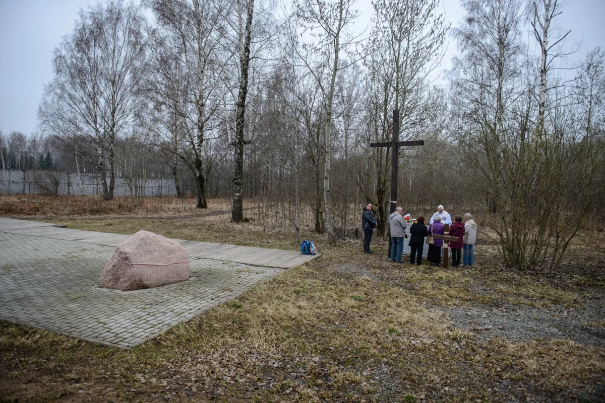 Po katastrofie wszyscy byliśmy w szoku - tak mieszkańcy Smoleńska wspominają wydarzenia sprzed sześciu lat. 
