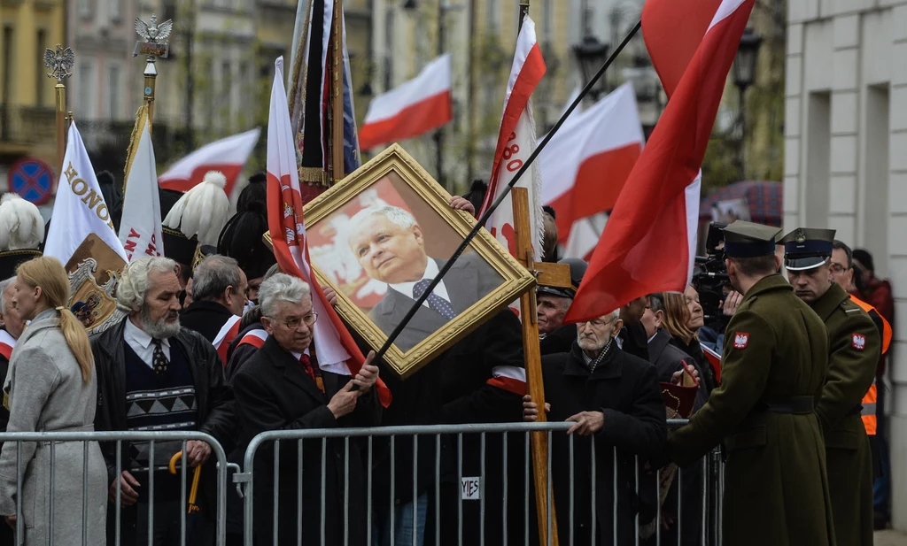 "Dyskurs o katastrofie smoleńskiej nie przybliża nas do prawdy o jej przyczynach"