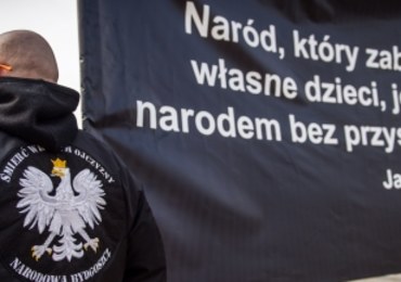 "Fakt": Jarosław Kaczyński chce zaproponować Kościołowi kompromis ws. aborcji. Religia na maturze