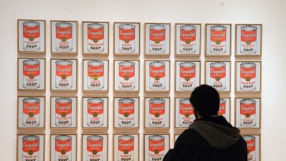 Skradziono cenne obrazy Warhola