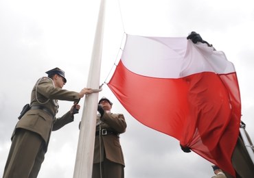 Sondaż: Demokracja jest zagrożona? Tak twierdzi już prawie 2/3 badanych Polaków