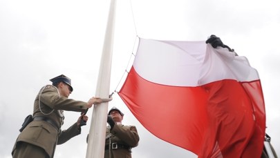 Sondaż: Demokracja jest zagrożona? Tak twierdzi już prawie 2/3 badanych Polaków