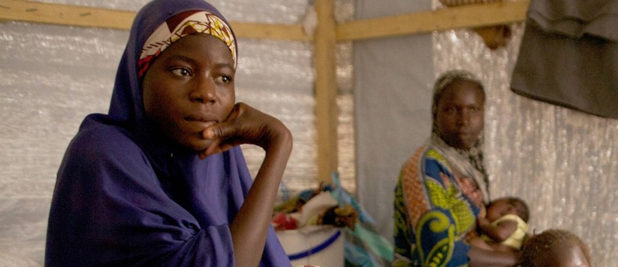 Pytanie jest zawsze takie samo. Odpowiedź także. "Przyszli do nas, żeby kogoś wybrać. Spytali: kto chce zostać zamachowcą-samobójcą? Dziewczyny przekrzykiwały się jedna przez drugą: ja, ja, ja. Walczyły o to, żeby móc się wysadzić w powietrze” – to słowa 16-letniej Fati przytoczone we wzruszającym reportażu CNN o niewolnicach Boko Haram.