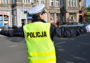 Nowe zasady działania drogówki. "Nie chodzi o to, by za wszelką cenę obywatel płacił mandaty"