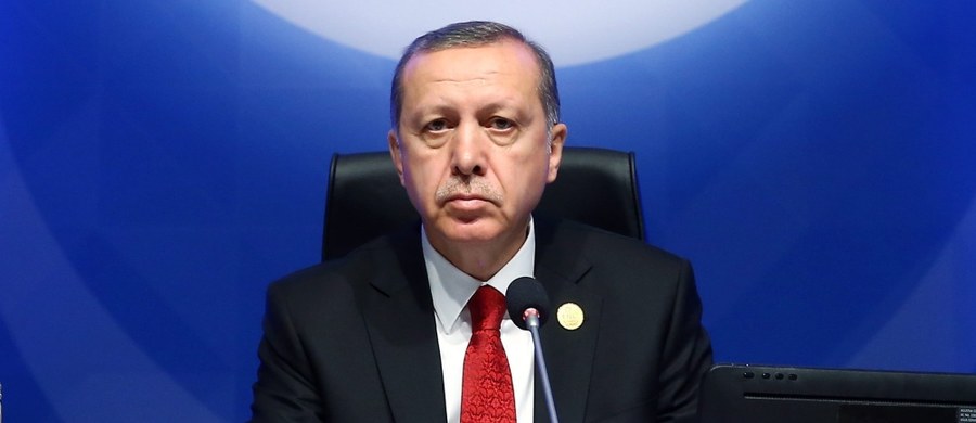 Kraje muzułmańskie porozumiały się ws. utworzenia wspólnej organizacji do walki z terroryzmem - poinformował prezydent Turcji Recep Tayyip Erdogan na 13. szczycie Organizacji Współpracy Islamskiej w Stambule. Zwrócił również uwagę, że większość ofiar terroryzmu to muzułmanie.