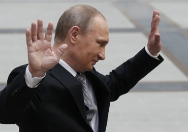 Kancelaria Putina przeprasza za antyamerykańskie hasła. "Prezydent dostał niesprawdzone informacje"