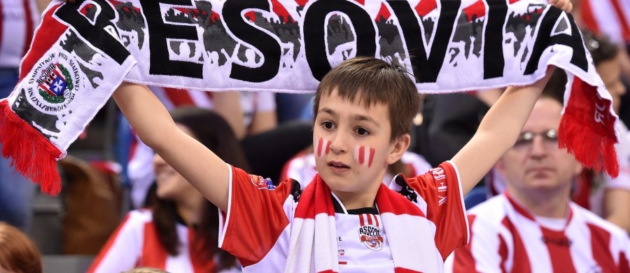 Siatkarze Asseco Resovii Rzeszów przegrali z Cucine Lube Civitanova 2:3 (20:25, 27:25, 25:22, 22:25, 10:15) w meczu o trzecie miejsce turnieju Final Four Ligi Mistrzów w Krakowie.