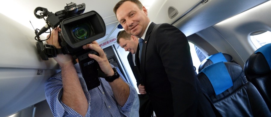 Prezydent Andrzej Duda w niedzielę w ambasadzie RP w Sofii wręczył odznaczenia za działalność polonijną. Zapewnił, że pamięta o Polakach mieszkających poza granicami kraju i zadeklarował gotowość wspierania polskich przedsiębiorców w Bułgarii.