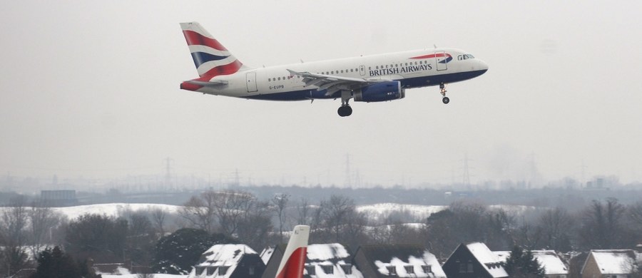 Londyńska policja została zawiadomiona, że w samolot British Airways lecący z Genewy uderzył dron. Stało się to nad portem lotniczym Heathrow. 