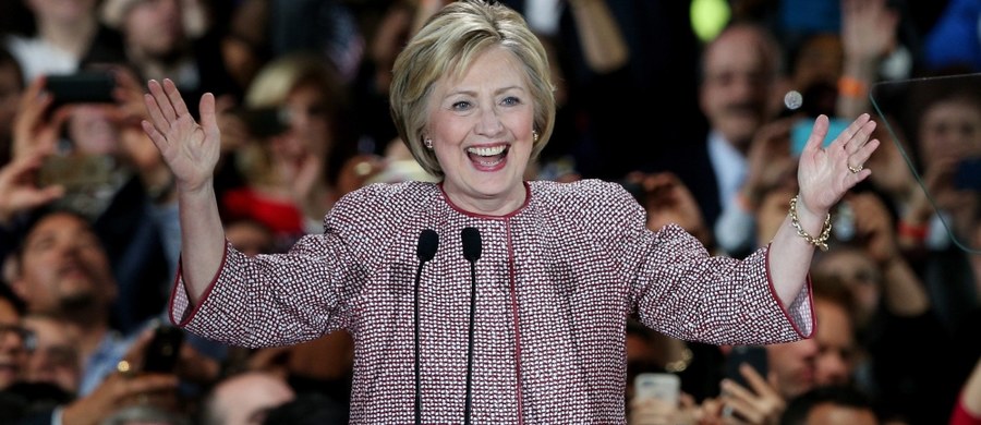 Po prawyborach w Nowym Jorku Hillary Clinton może być już właściwie pewna nominacji Partii Demokratycznej w listopadowych wyborach. Ameryka już tylko o krok od pierwszej kobiety prezydenta.