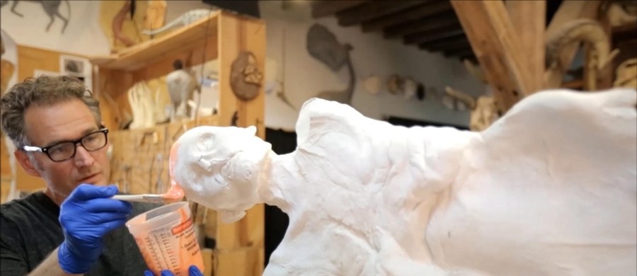 Replika Oetziego, człowieka sprzed 5300 lat, którego zmumifikowane ciało znalazło dwoje Niemców w 1991 r. w dolinie Oetztal w Tyrolu, została wykonana dzięki technice 3D. Naukowcy zaprezentowali ją w muzeum w Bolzano.