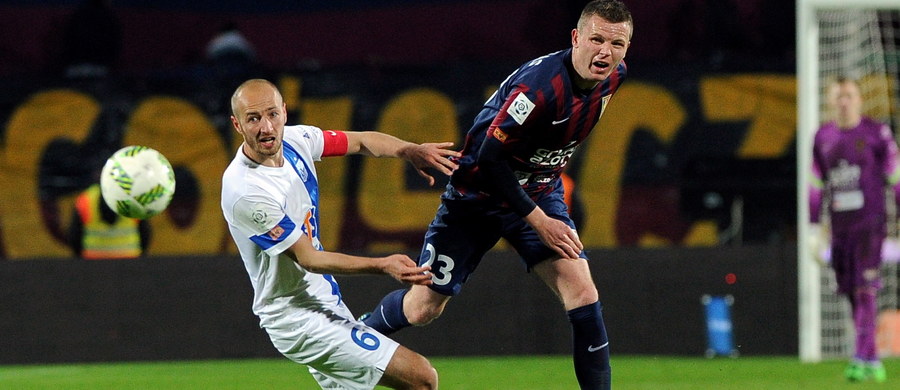 Pogoń Szczecin wygrała z Lechem Poznań 1:0 i przynajmniej do niedzieli wróciła na trzecie miejsce w ligowej tabeli. Zwycięskiego gola zdobył Łukasz Zwoliński.