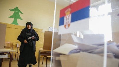 Wybory parlamentarne w Serbii. Euroentuzjaści kontra ultranacjonaliści
