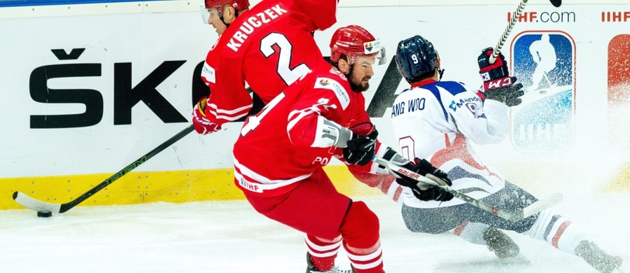 Po dwóch porażkach w mistrzostwach świata Dywizji 1A w Katowicach polscy hokeiści zajmują przedostatnie miejsce w tabeli z zerowym dorobkiem punktowym. Wieczorem zagrają arcytrudny mecz z faworytami turnieju – Słowenią. „Grają o życie” – ocenia były zawodnik NHL Mariusz Czerkawski.