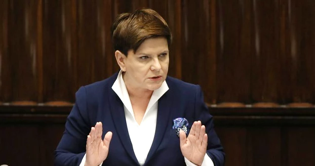 Beata Szydło może liczyć wyłącznie na kobiety 