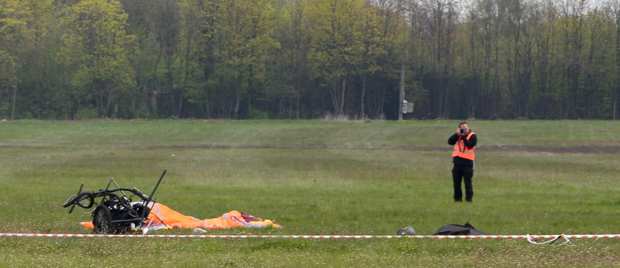 Śmiertelny wypadek paralotniarza na lotnisku w Płocku. Informację o tym zdarzeniu dostaliśmy na Gorącą Linię RMF FM. 