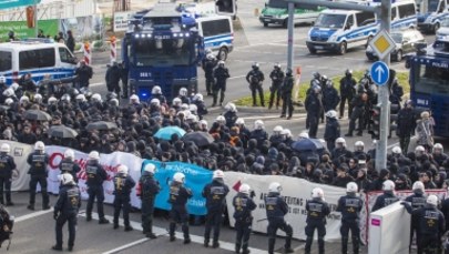 Niemcy: 400 demonstrantów zatrzymanych podczas kongresu antyislamskiej partii AfD 