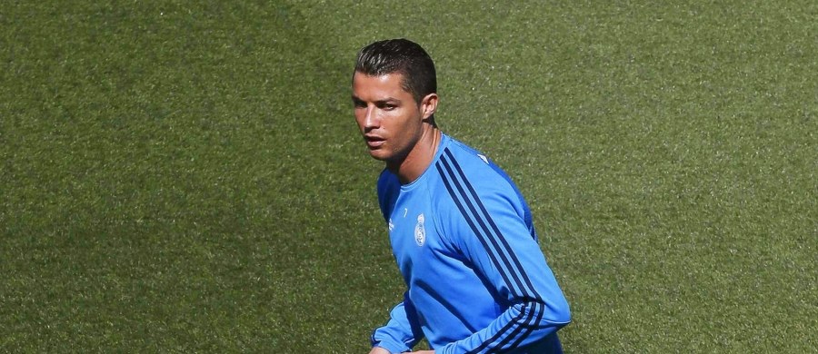 Portugalczyk Cristiano Ronaldo jest gotowy do gry w środowym meczu rewanżowym półfinału piłkarskiej Ligi Mistrzów z Manchesterem City. Real Madryt nie będzie mógł za to skorzystać z Karima Benzemy. W pierwszym spotkaniu w Anglii był remis 0:0.