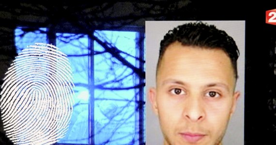 Nadzwyczajne środki bezpieczeństwa wprowadzono w największym francuskim więzieniu we Fleury-Mérogis pod Paryżem, gdzie na proces czeka domniemany koordynator paryskich zamachów Salah Abdeslam. Islamski terrorysta jest bez przerwy filmowany i został całkowicie odizolowany od pozostałych więźniów. Wielu osadzonych uważa go za bohatera.