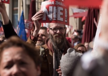 W sobotę marsz opozycji i KOD. „Liczymy na to, że będą nas dziesiątki tysięcy”