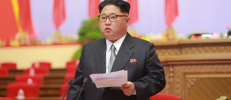 Przywódca Korei Północnej Kim Dzong Un oświadczył, że jego kraj nie użyje broni nuklearnej jako pierwszy jeżeli jego suwerenność nie zostanie naruszona oraz, że chce znormalizować stosunki "z wrogimi państwami" - poinformowała agencja KCNA.