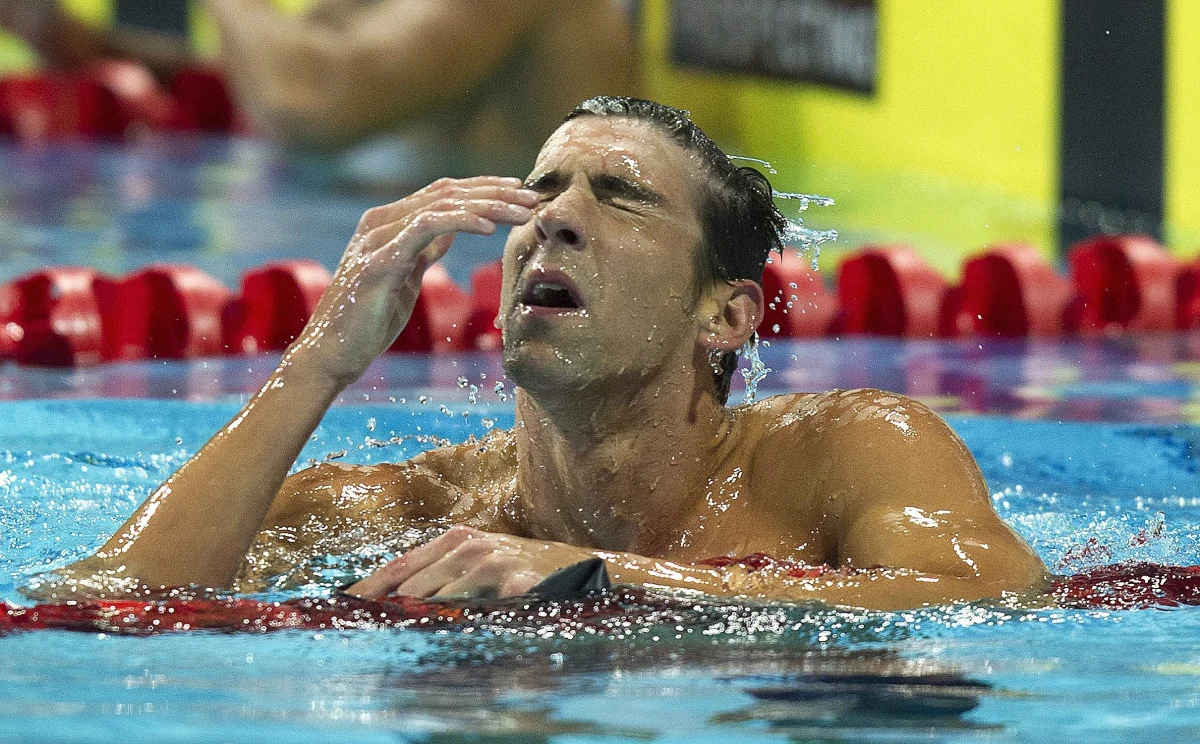 18-krotny mistrz olimpijski w pływaniu Michael Phelps został ojcem. Jego pierwsze dziecko przyszło na świat w czwartek, ale 30-letni Amerykanin poinformował o tym dopiero teraz. Boomer Robert Phelps oraz jego mama Nicole Johnson czują się dobrze.