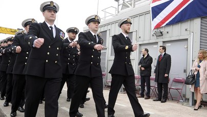 Oficer Royal Navy wstąpił w szeregi ISIS. Eksperci ostrzegają, że terroryści mogą zaatakować statki